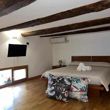 Che Casa נאפולי